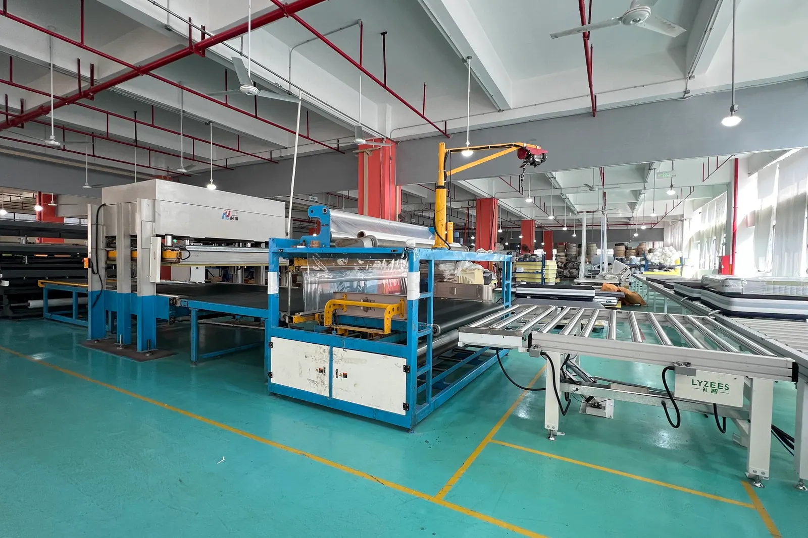 Frame workshop at PackableSofa factory