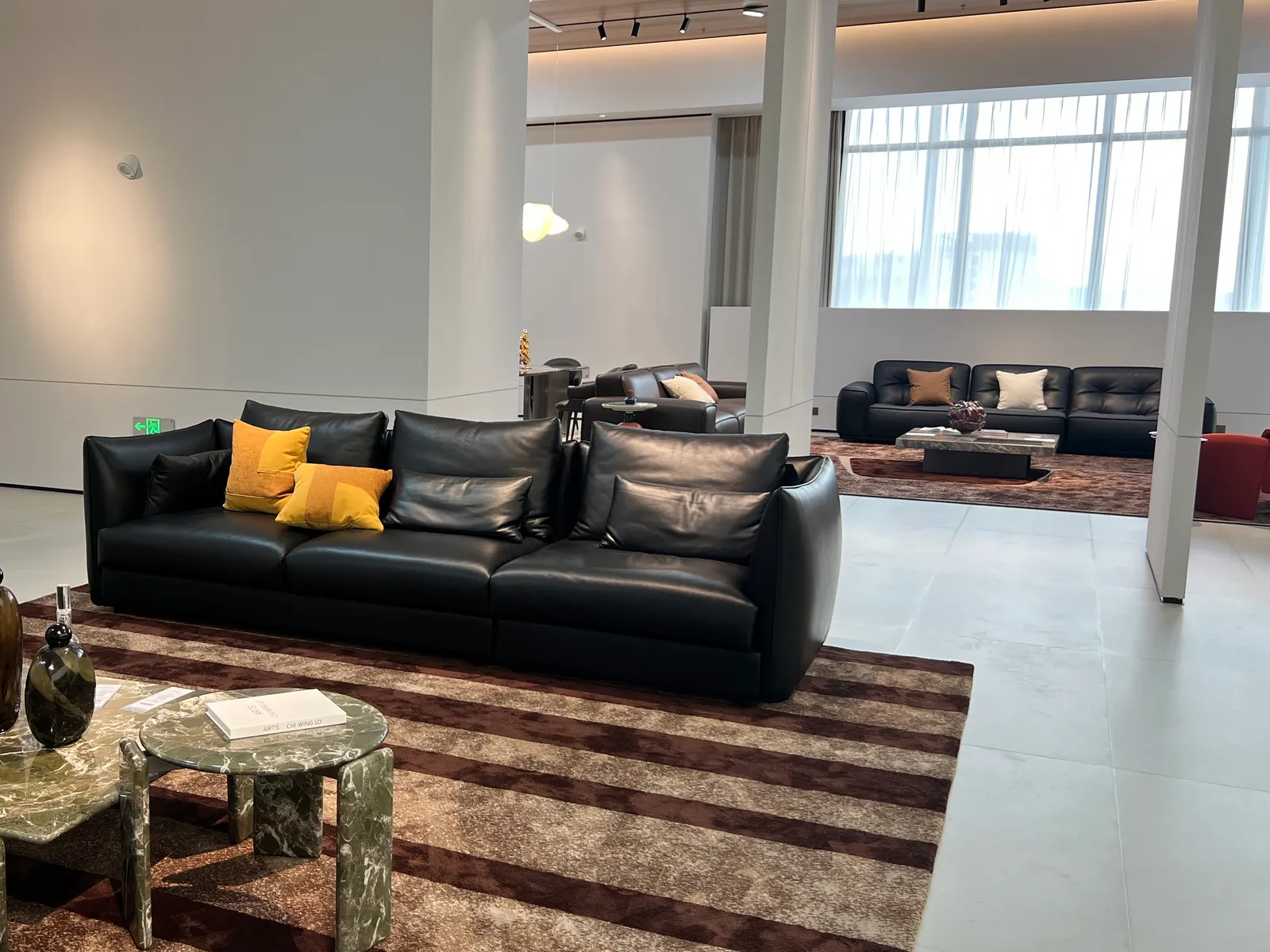 Curve-Arm Leather Lounge