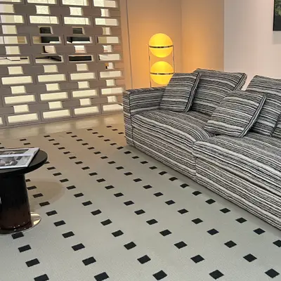 Graphic Stripe 3-Seater angle 4